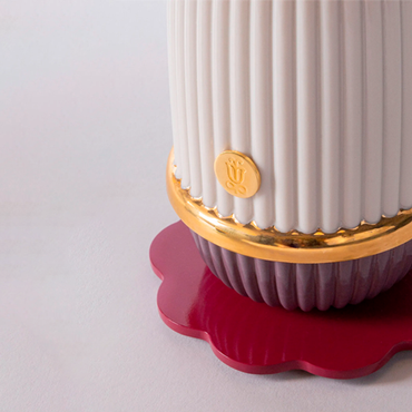 Kokeshi Cream Table Lamp