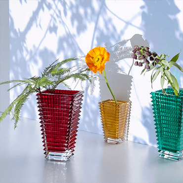 Eye Vase Rectangular Red