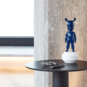 Lladró Esculturas de mesa THE DARK BLUE GUEST