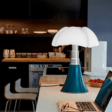 Pipistrello Agave Green Table Lamp