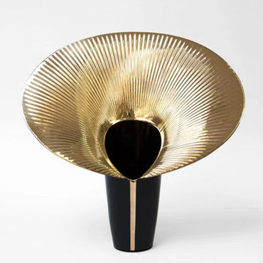 Fusca Vase Black/Gold