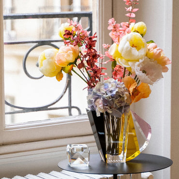 Grand Manhattan Vase