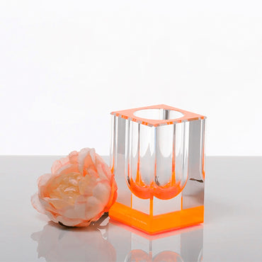 Bloomin’ Vase Orange Short