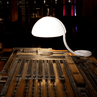 Martinelli Luce Lámpara de mesa SERPENTE WHITE TABLE LAMP